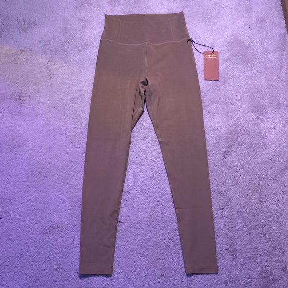 NWT Beachwood FLOAT Ultralight Legging - Picture 3 of 3